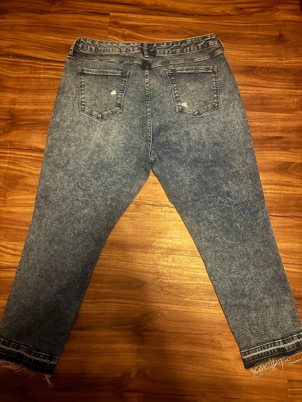 a.n.a High-Rise Straight Leg Jeans - Acid Wash Distressed 20W